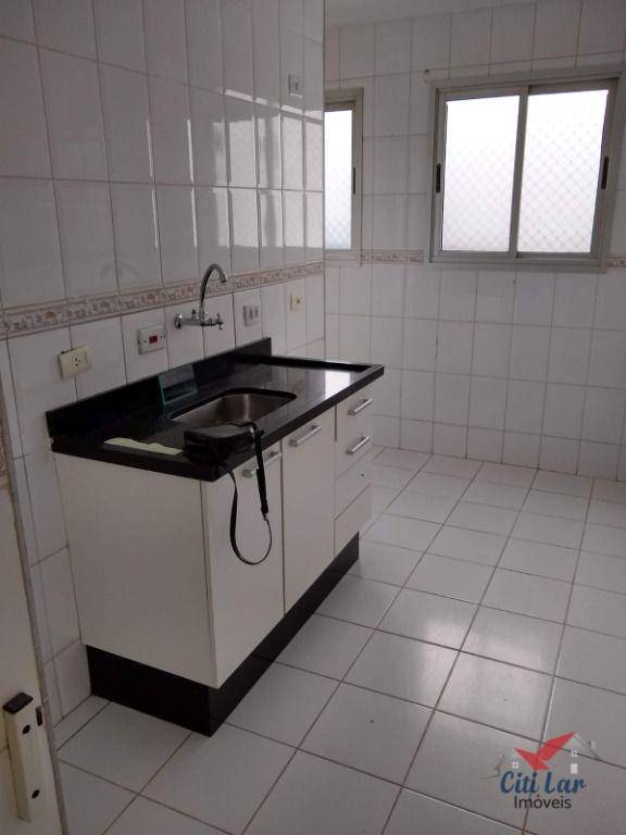 Apartamento à venda com 2 quartos, 62m² - Foto 6