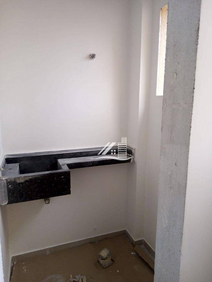 Cobertura à venda com 2 quartos, 66m² - Foto 11