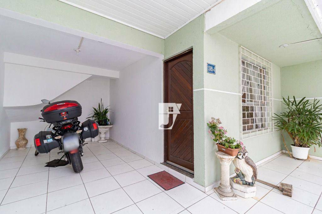 Sobrado à venda com 3 quartos, 130m² - Foto 2