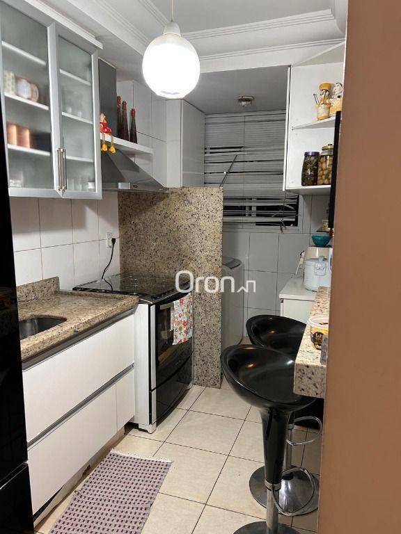 Apartamento à venda com 3 quartos, 74m² - Foto 4