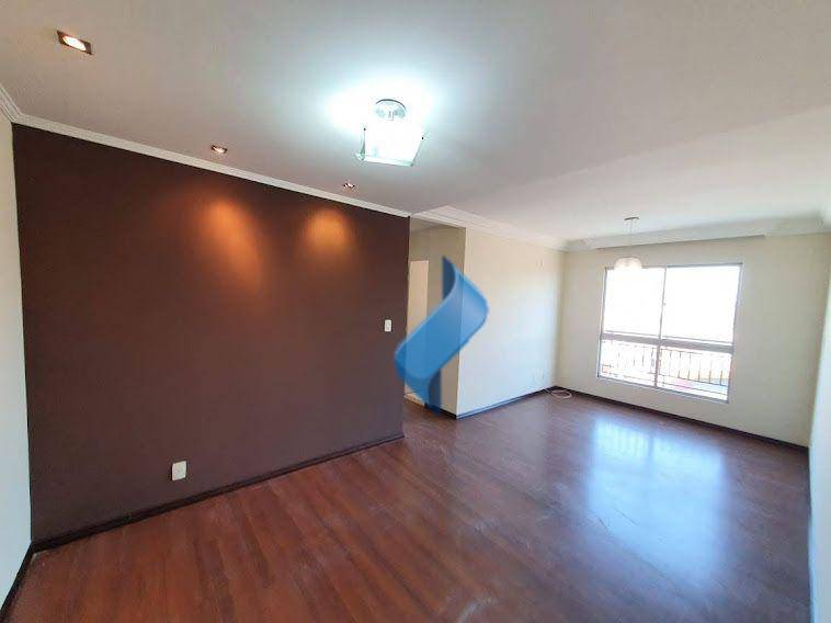 Apartamento à venda com 2 quartos, 63m² - Foto 7