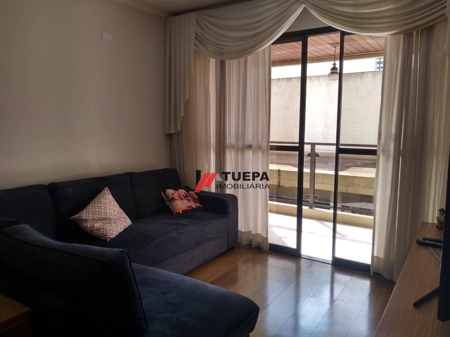 Apartamento à venda com 3 quartos, 135m² - Foto 1