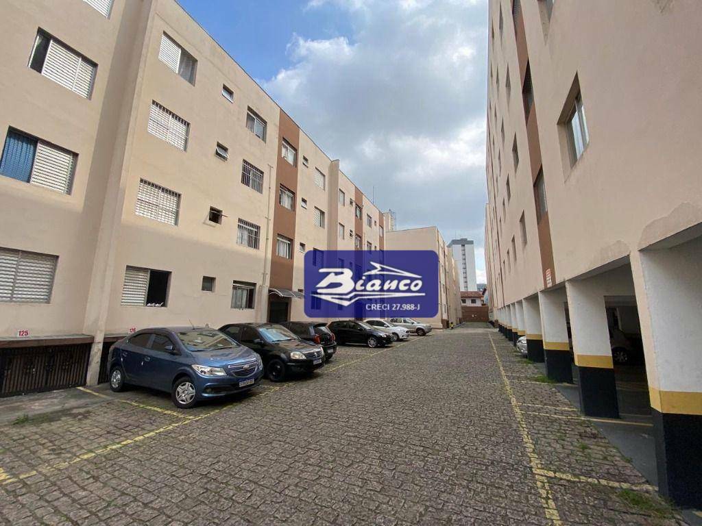 Apartamento para alugar com 2 quartos, 54m² - Foto 13