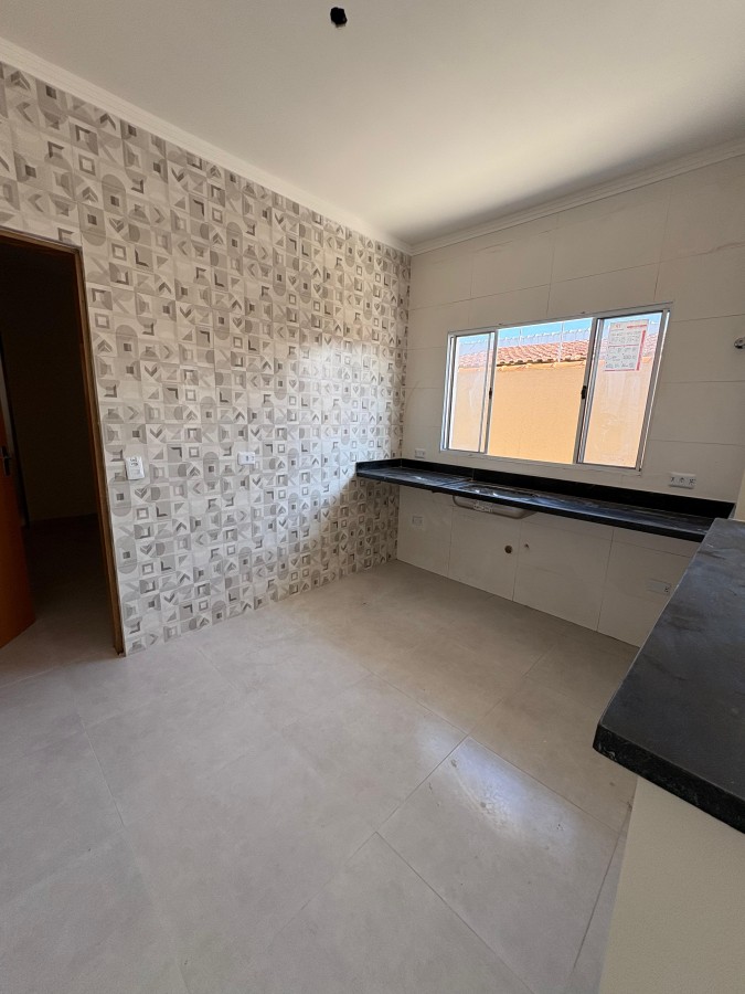 Casa à venda com 2 quartos, 150m² - Foto 9
