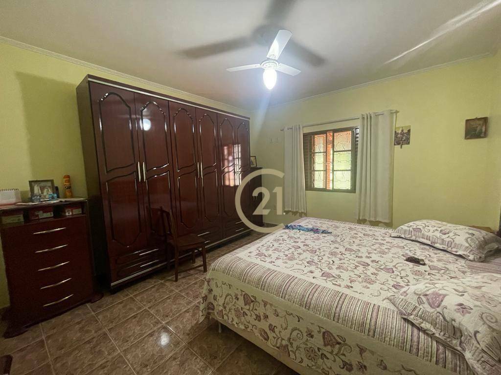 Chácara à venda com 3 quartos, 281m² - Foto 11