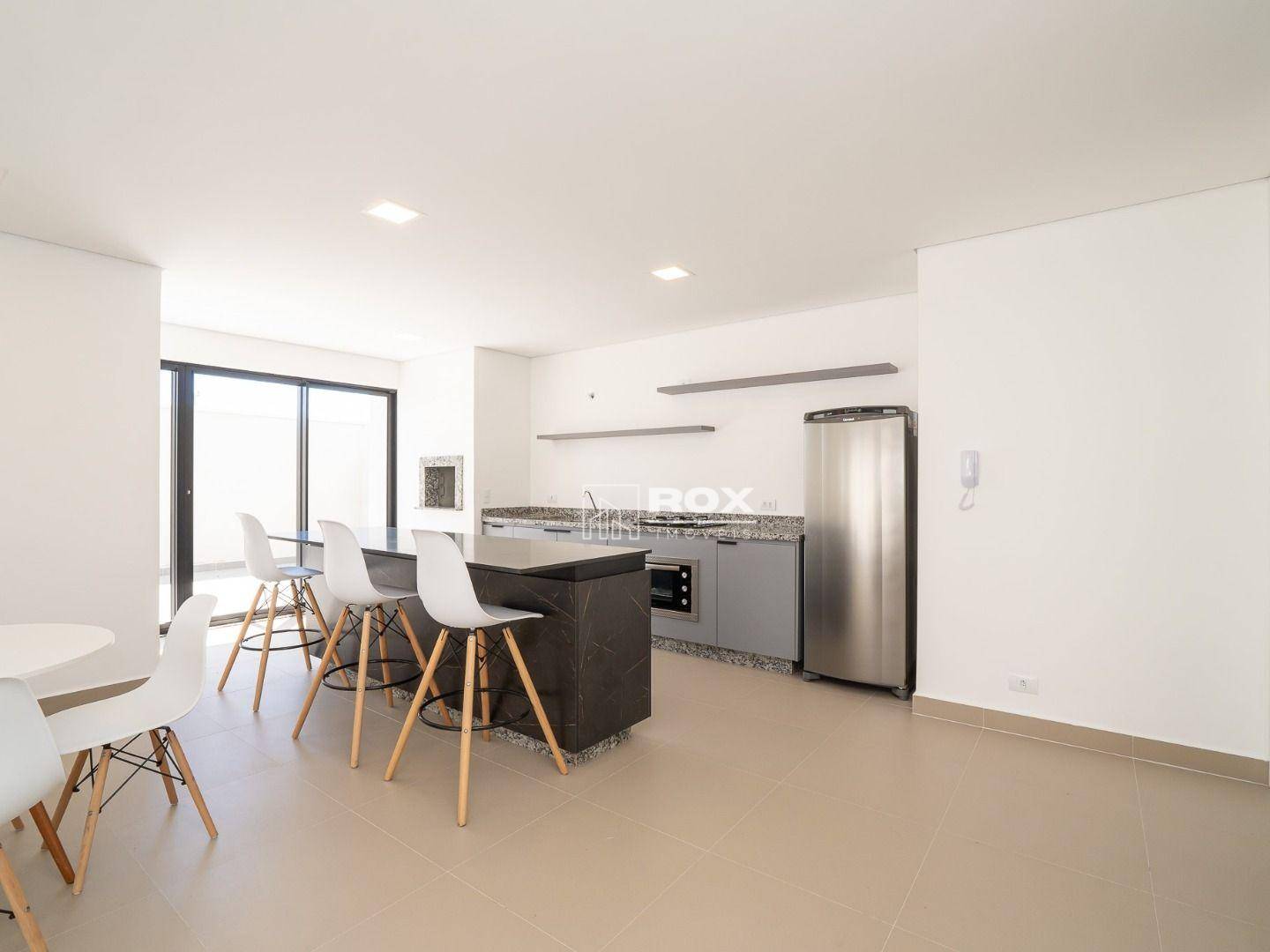 Apartamento à venda com 2 quartos, 58m² - Foto 30