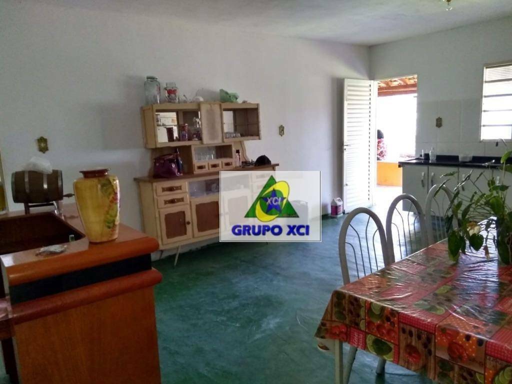 Chácara à venda com 2 quartos, 120m² - Foto 17