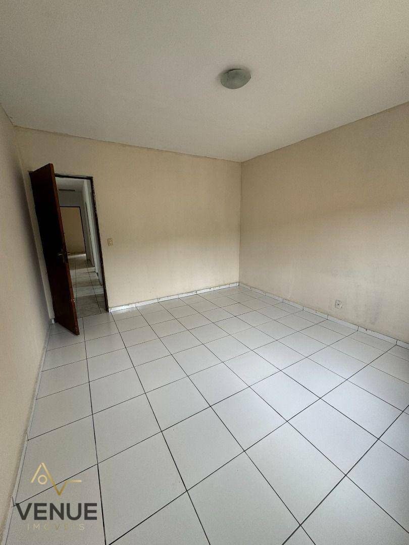 Sobrado à venda com 3 quartos, 214m² - Foto 20