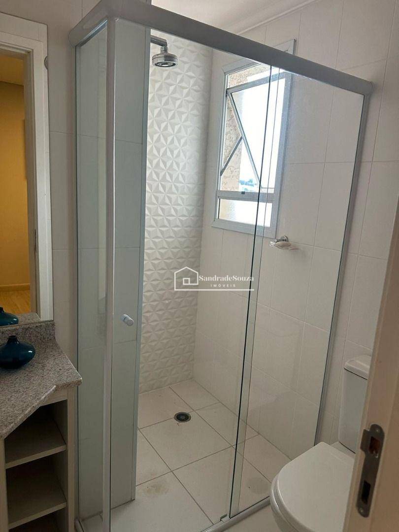 Apartamento para alugar com 3 quartos, 132m² - Foto 12