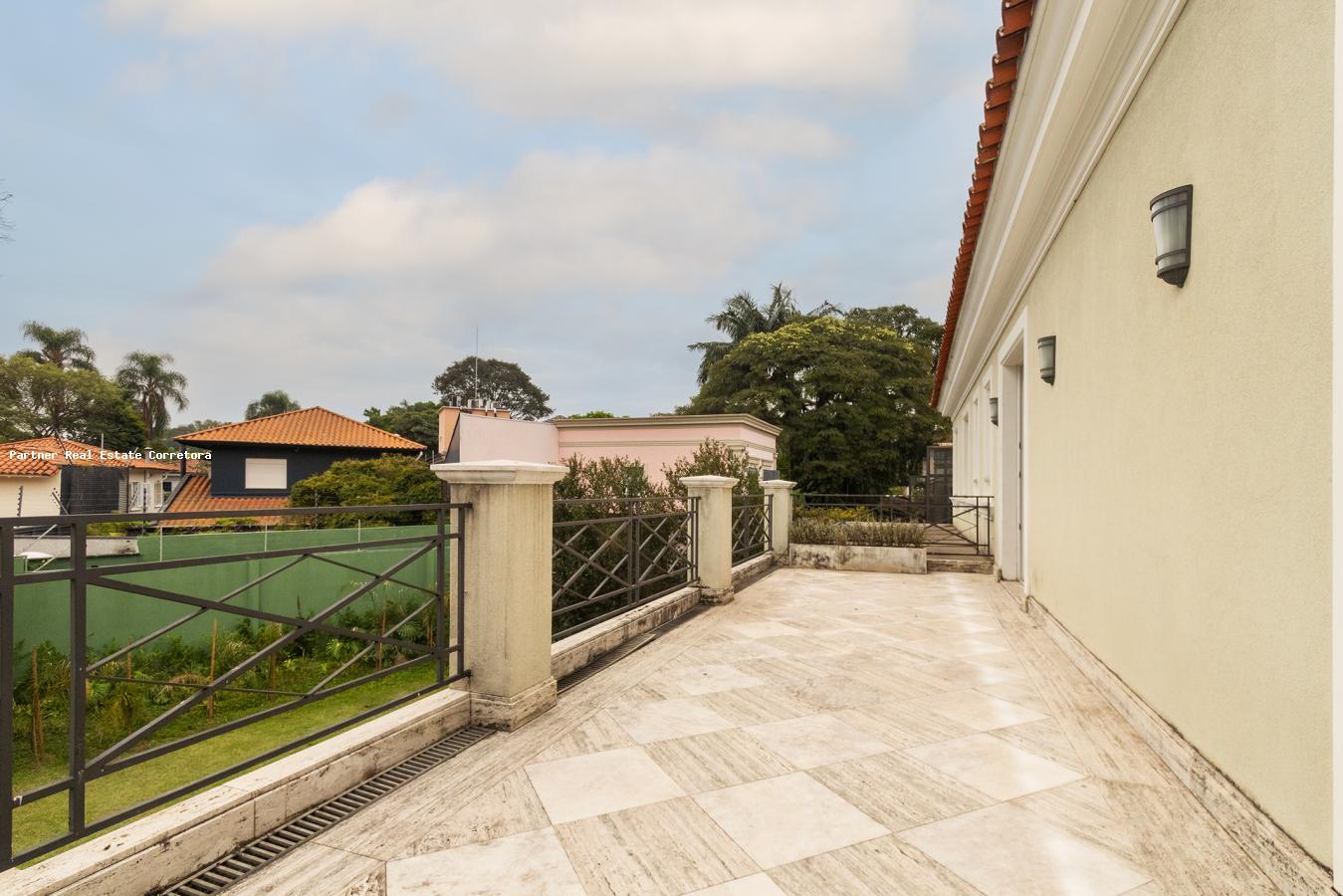 Casa à venda com 4 quartos, 920m² - Foto 10