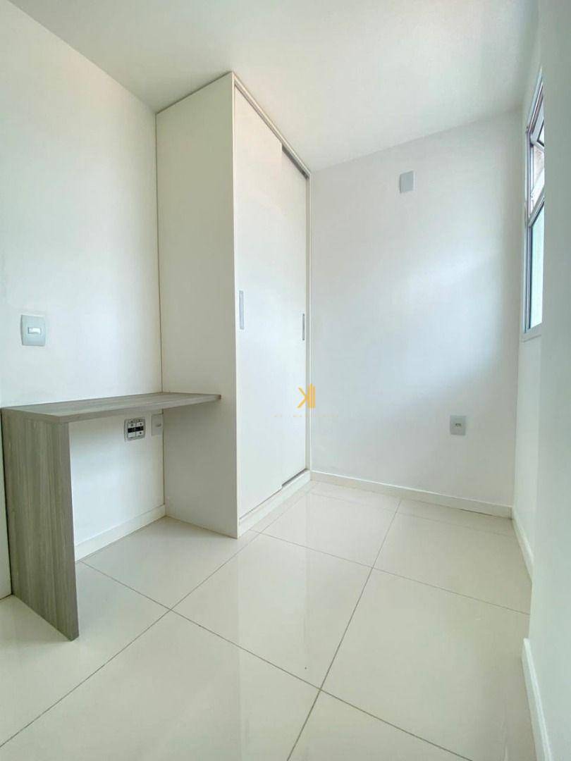 Apartamento à venda com 3 quartos, 76m² - Foto 26