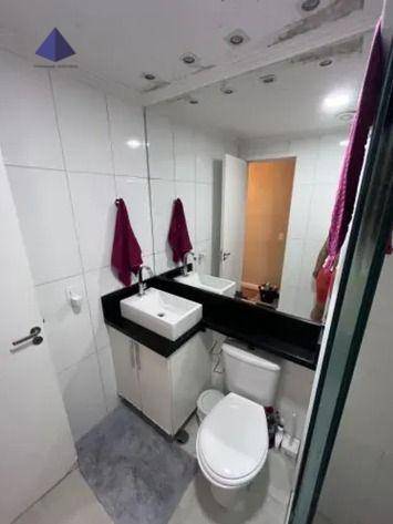 Apartamento à venda com 2 quartos, 60m² - Foto 15