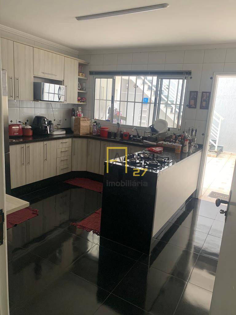 Sobrado à venda com 3 quartos, 177m² - Foto 3