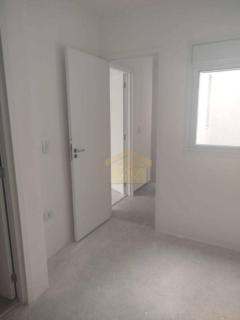 Sobrado à venda com 2 quartos, 60m² - Foto 11