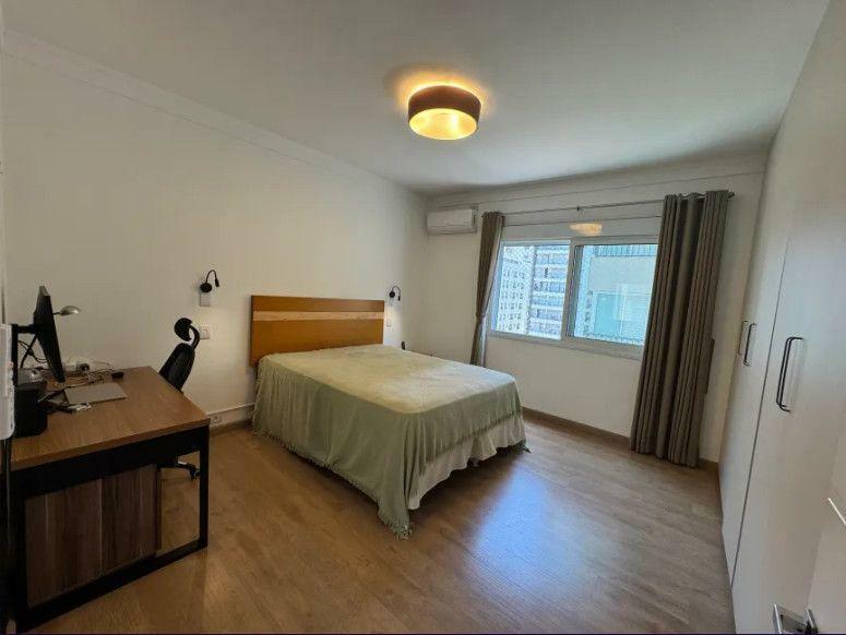 Apartamento à venda com 3 quartos, 300m² - Foto 14