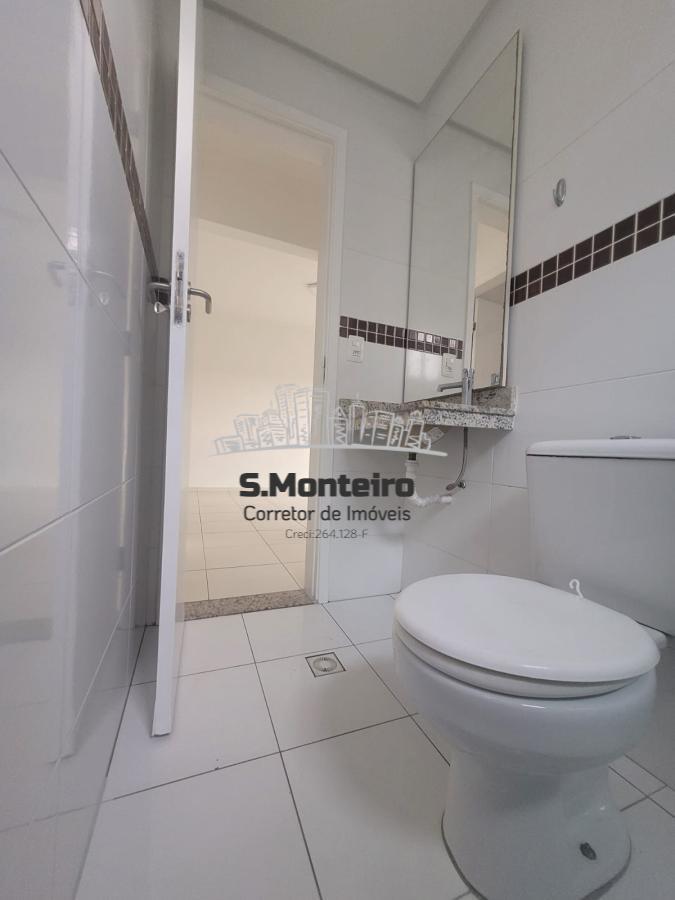 Apartamento à venda com 2 quartos, 76m² - Foto 4