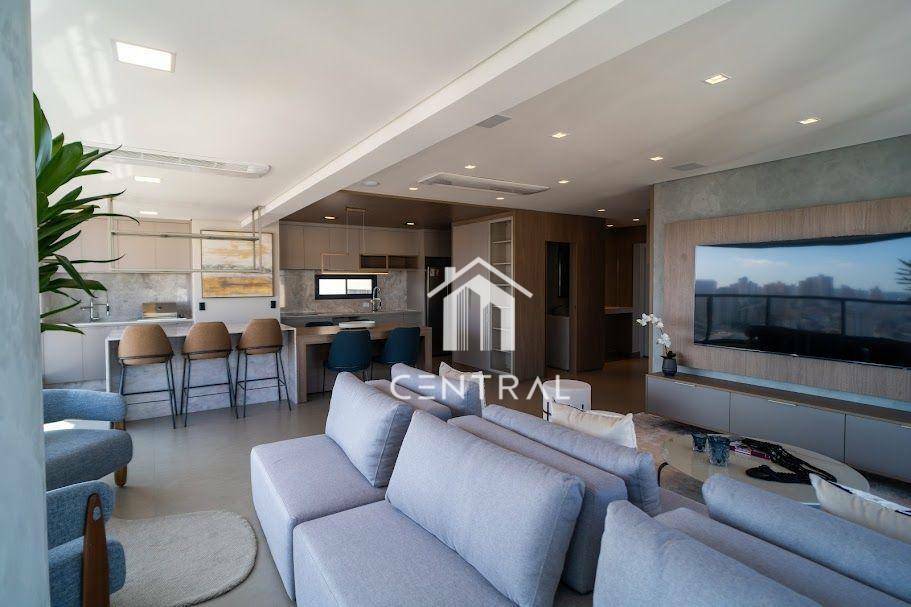 Apartamento à venda com 3 quartos, 150m² - Foto 7