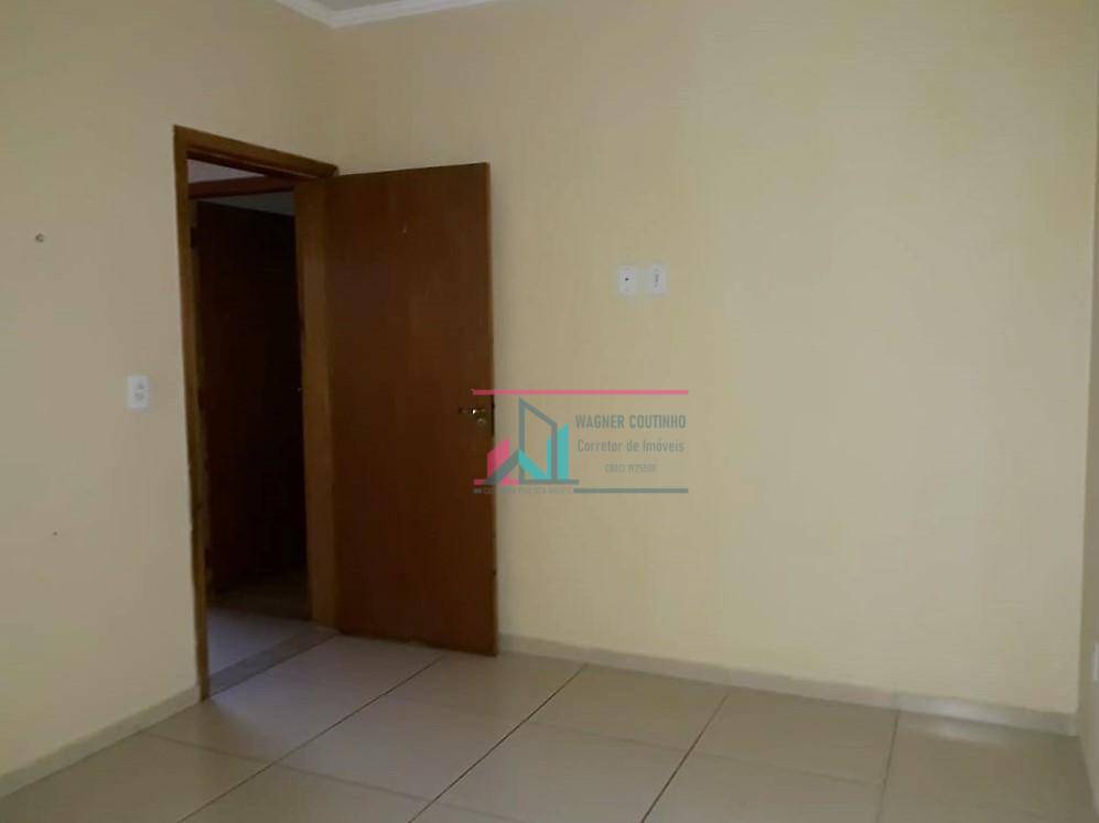 Casa à venda com 2 quartos, 74m² - Foto 12