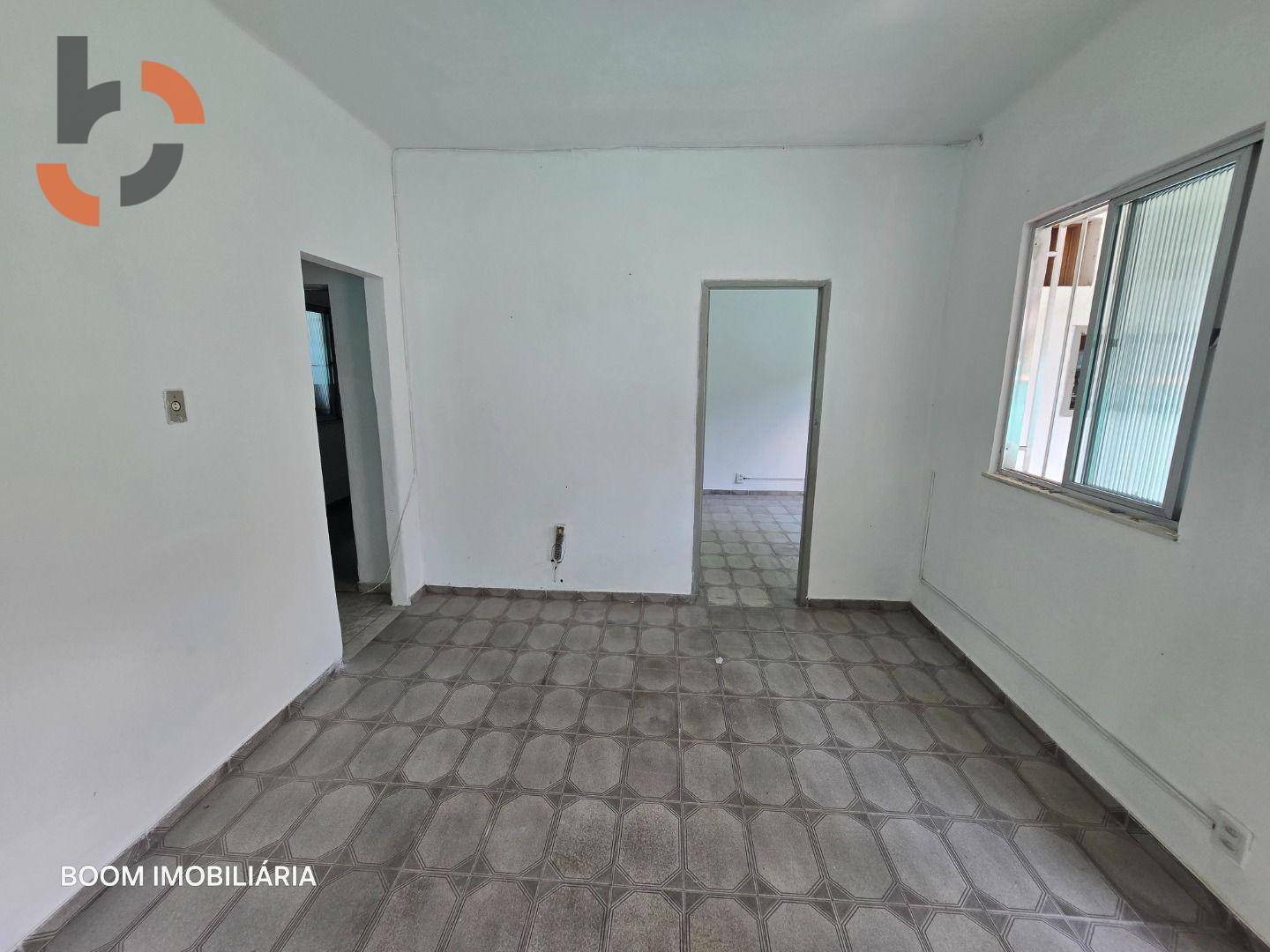 Casa à venda com 2 quartos, 56m² - Foto 13