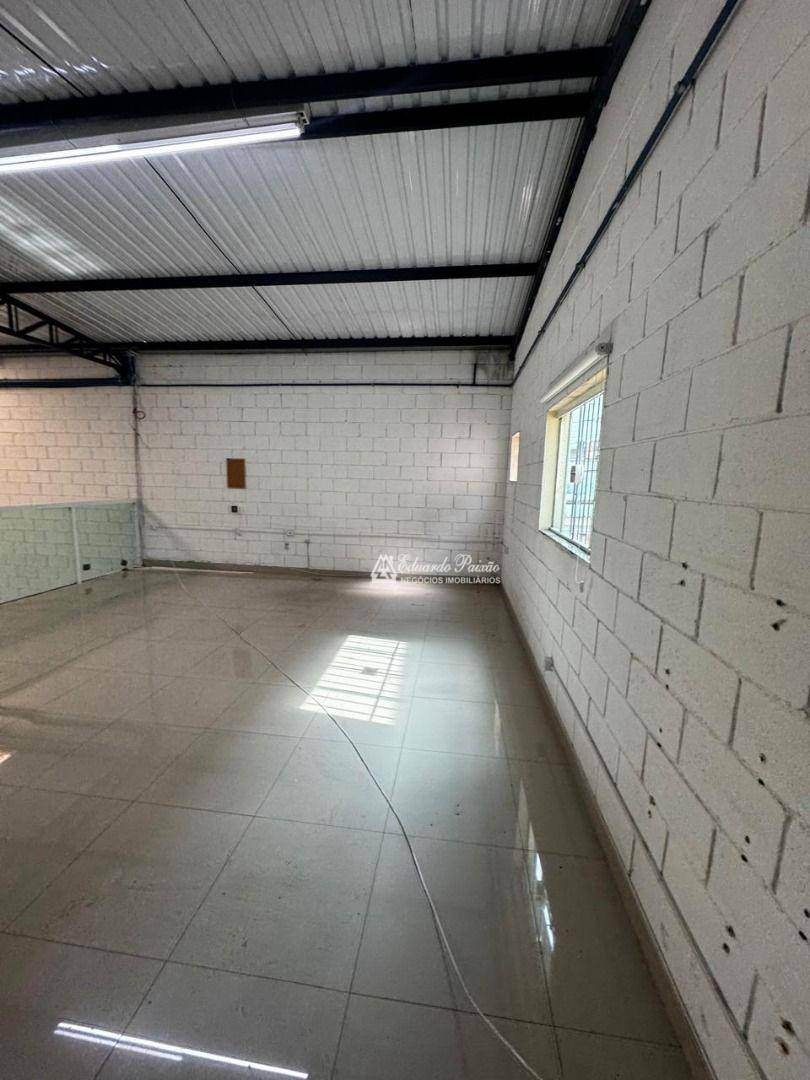 Depósito-Galpão-Armazém para alugar, 370m² - Foto 11