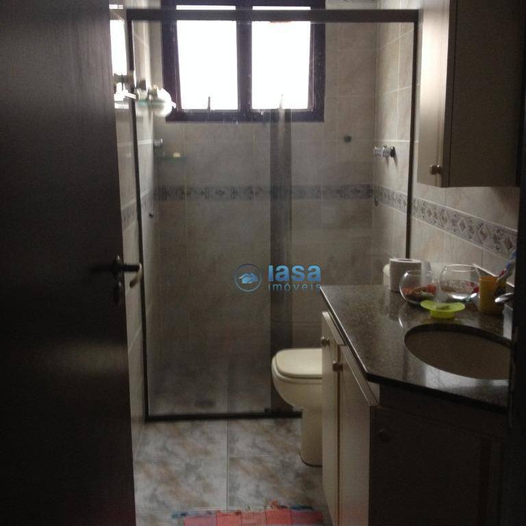 Apartamento à venda com 3 quartos, 145m² - Foto 6