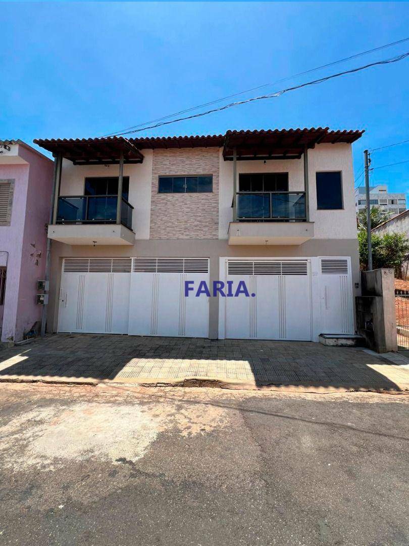 Casa à venda com 3 quartos, 1M2 - Foto 2