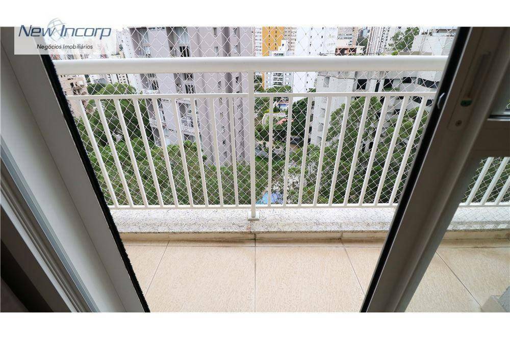 Apartamento à venda com 4 quartos, 238m² - Foto 32