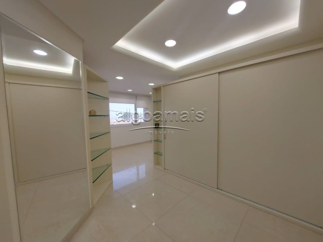 Casa à venda com 6 quartos, 650m² - Foto 30