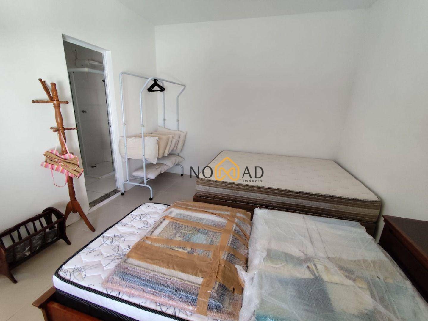 Casa de Condomínio à venda com 5 quartos, 240m² - Foto 39