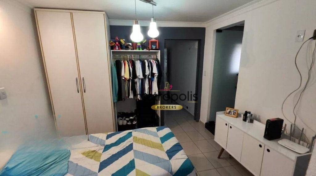 Sobrado à venda com 3 quartos, 247m² - Foto 13