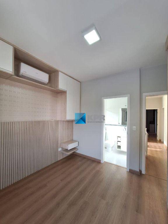 Casa de Condomínio para alugar com 4 quartos, 245m² - Foto 39