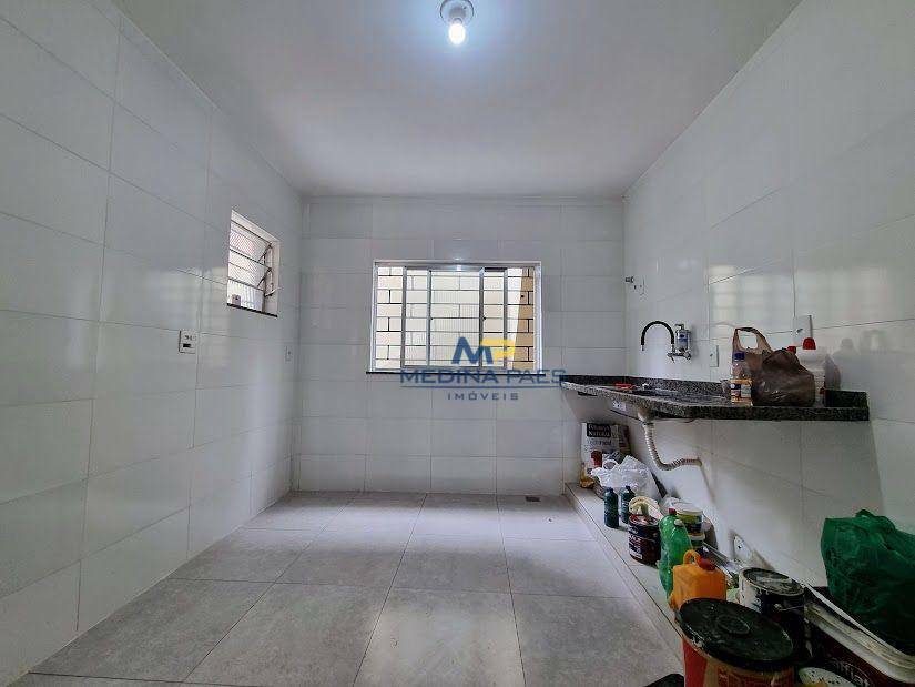 Casa à venda com 3 quartos, 77m² - Foto 18