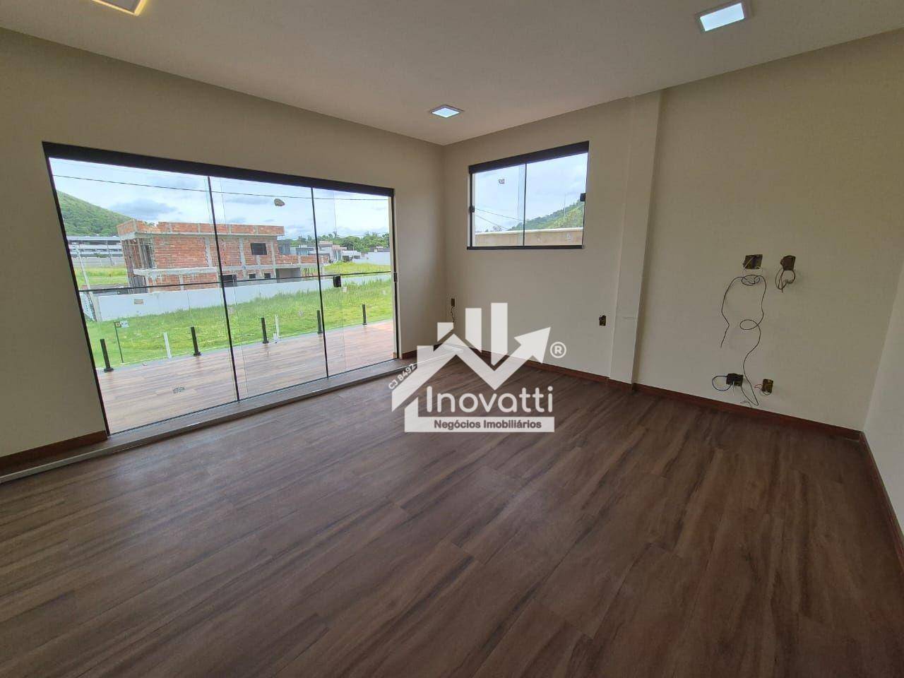 Casa de Condomínio à venda com 4 quartos, 295m² - Foto 13