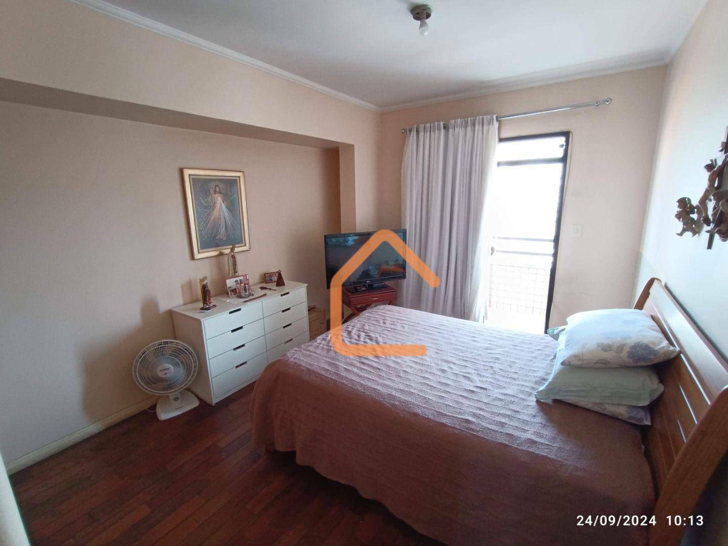 Apartamento à venda com 3 quartos, 125m² - Foto 15