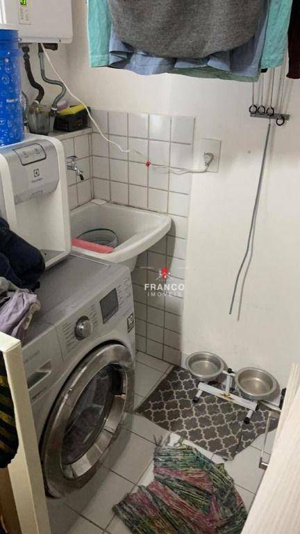 Apartamento à venda com 3 quartos, 70m² - Foto 21