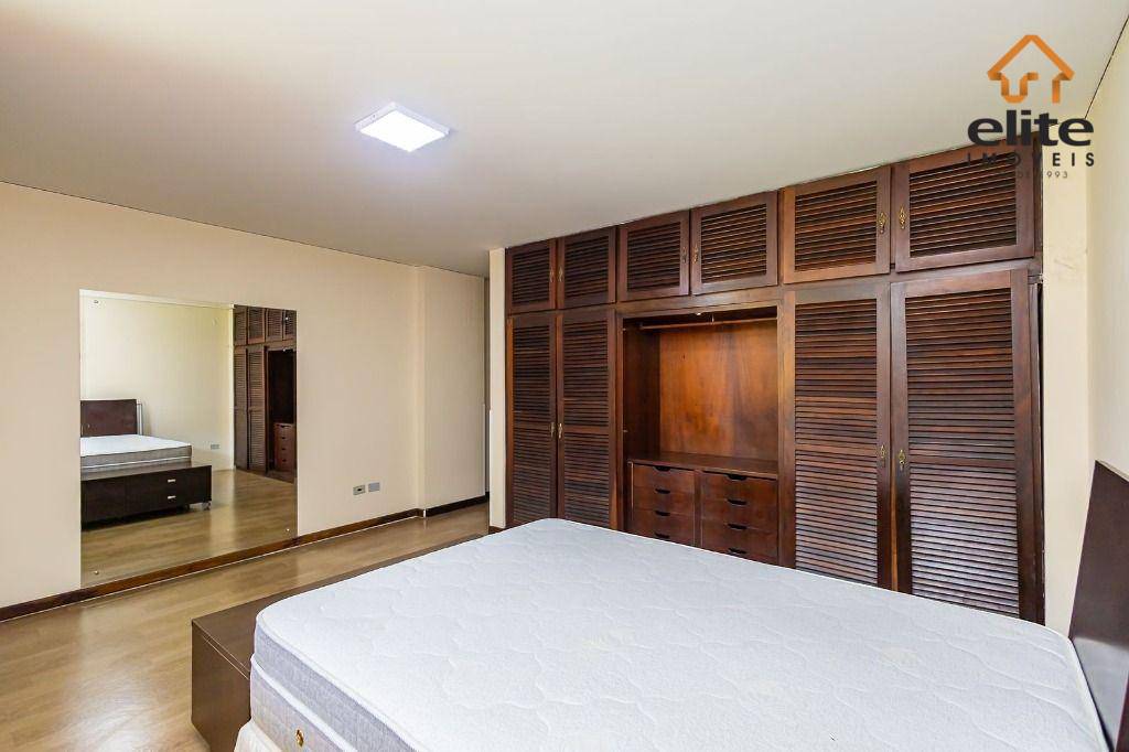 Casa à venda e aluguel com 4 quartos, 352m² - Foto 38