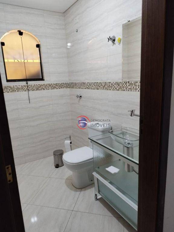 Sobrado à venda com 3 quartos, 268m² - Foto 14