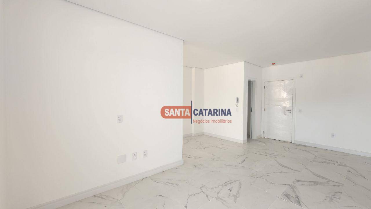 Apartamento à venda com 2 quartos, 90m² - Foto 4