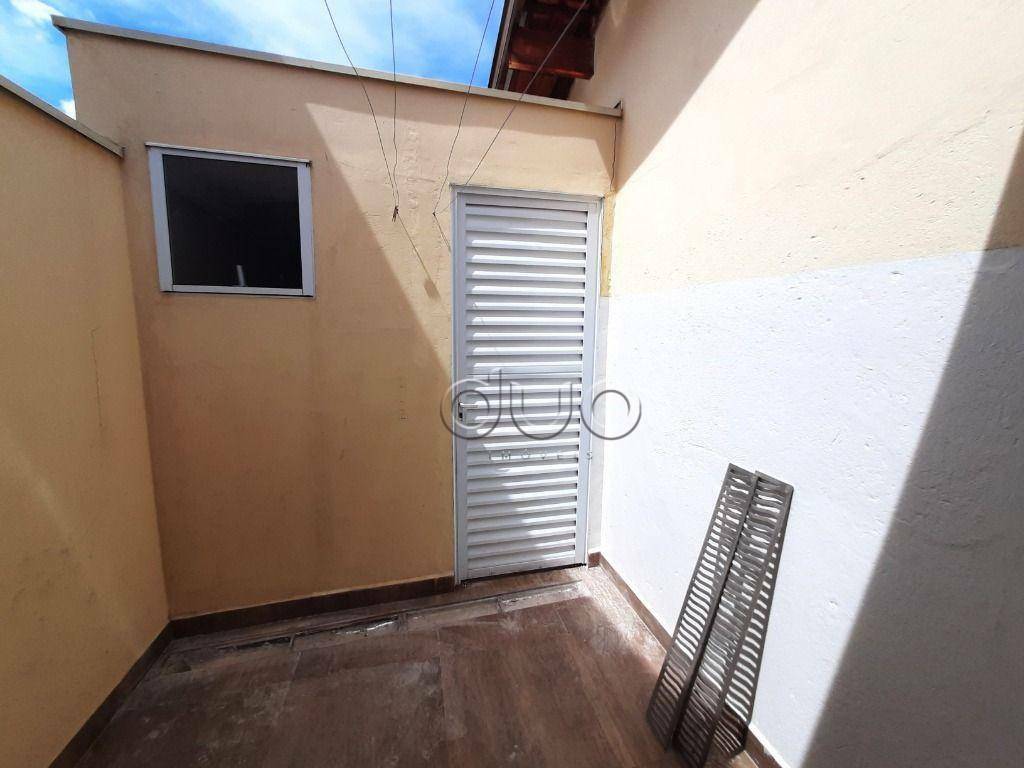 Casa para alugar com 2 quartos, 90m² - Foto 15