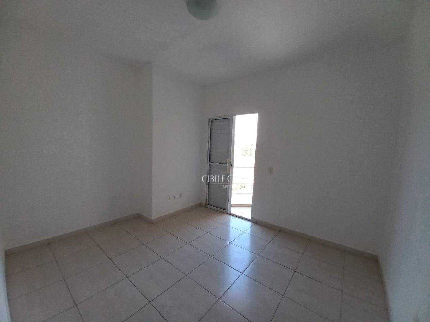 Apartamento para alugar com 2 quartos, 65m² - Foto 14