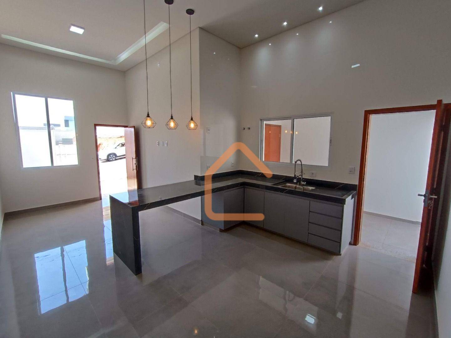Casa, 3 quartos, 114 m² - Foto 1