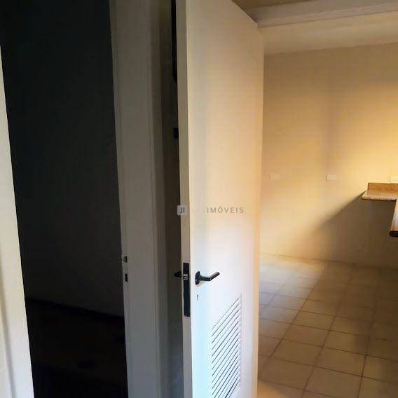 Apartamento à venda com 3 quartos, 133m² - Foto 15