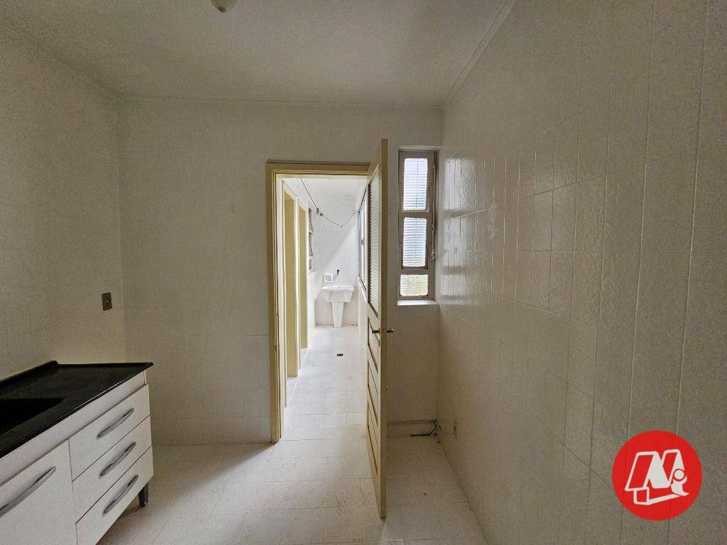 Apartamento para alugar com 2 quartos, 80m² - Foto 13