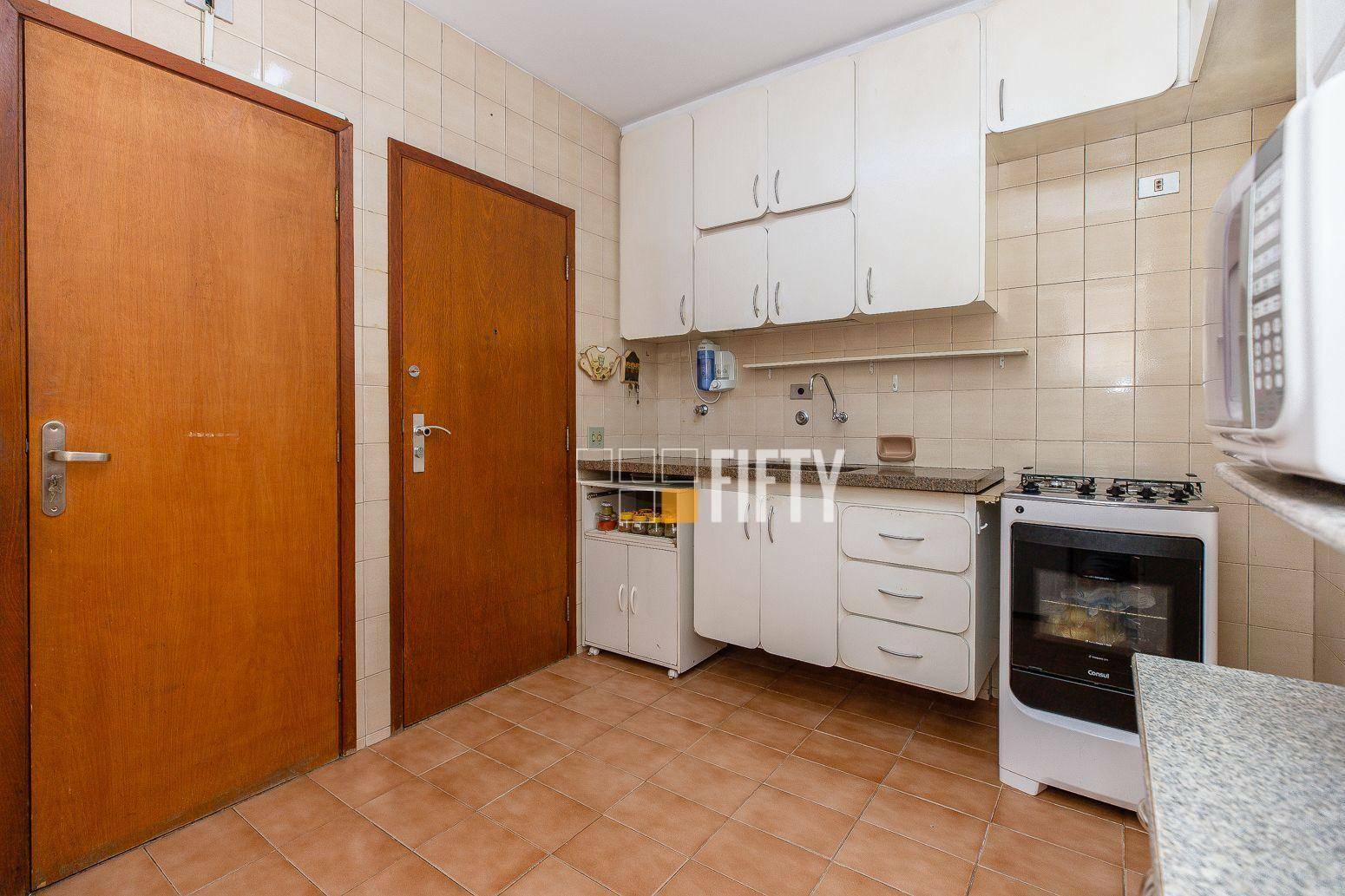 Apartamento à venda com 1 quarto, 102m² - Foto 11