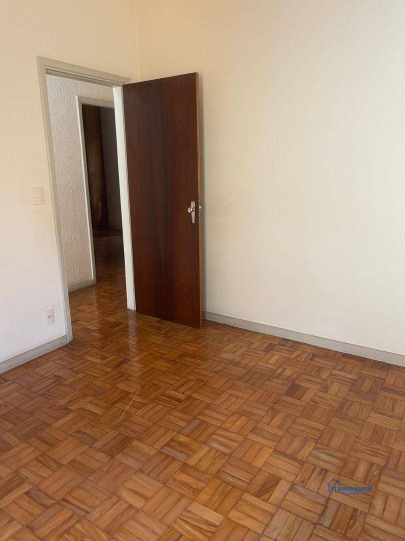 Casa à venda com 3 quartos, 194m² - Foto 16