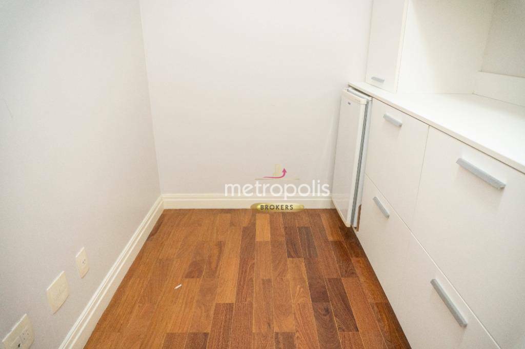 Apartamento à venda com 4 quartos, 143m² - Foto 32