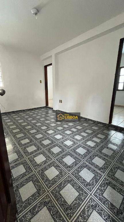 Casa para alugar com 3 quartos, 100m² - Foto 4