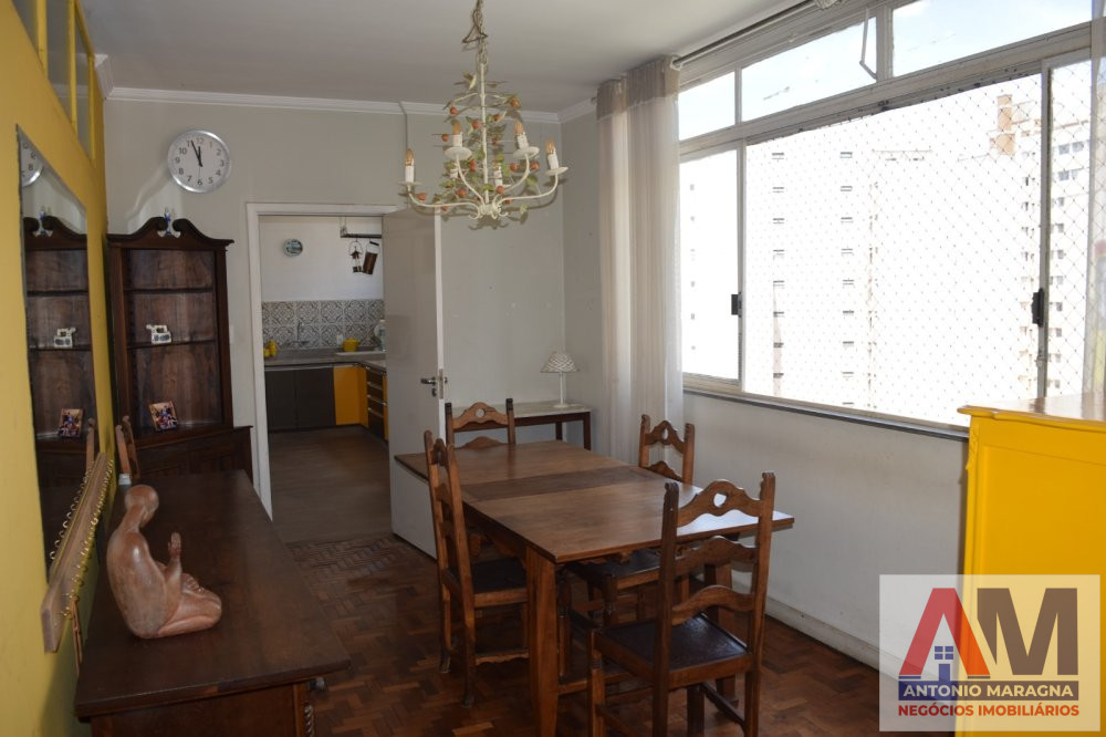 Apartamento à venda com 4 quartos, 254m² - Foto 11