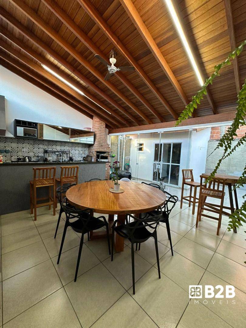 Casa à venda com 3 quartos, 125m² - Foto 12