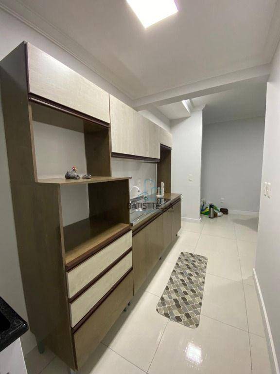 Apartamento à venda com 2 quartos, 72m² - Foto 15